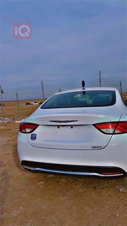 Chrysler 200